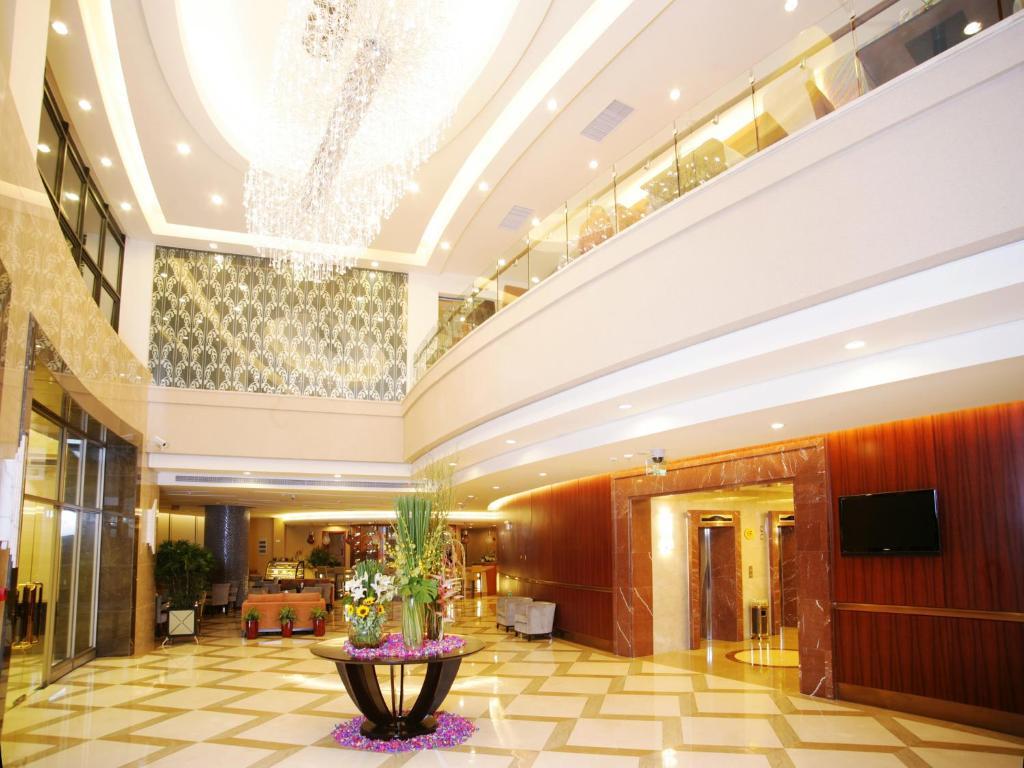 Ramada Shanghai Wujiaochang Интерьер фото